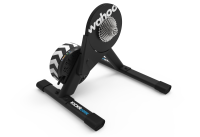 Wahoo KICKR CORE 2 Smart Trainer mit 11-fach Kassette.