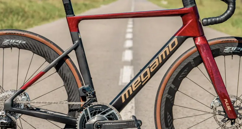 Megamo PULSE RED SL M (25)